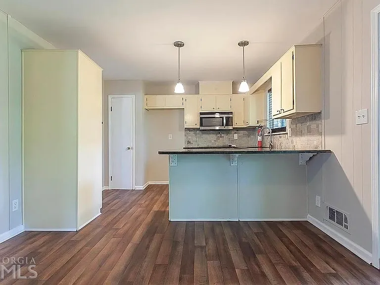 5545 Sturbridge Way — Photo 5