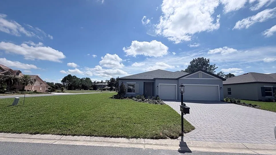 5 bed, 2587 sqft, $2,450 — Photo 1