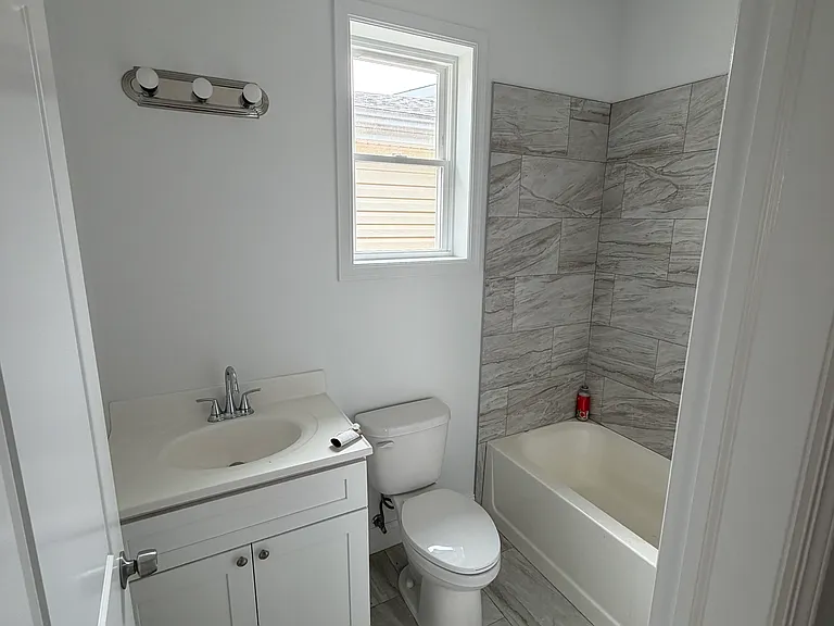 491 Summer St #2 — Photo 7
