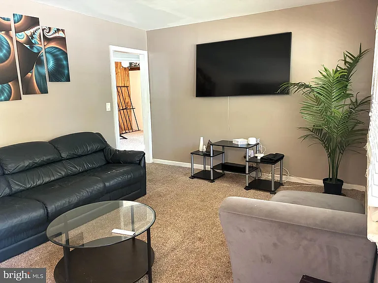 5112 Hollywood Rd — Photo 5