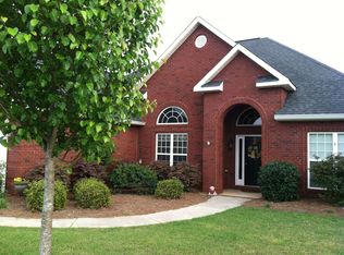 229 Sedgebrooke Dr, Warner Robins, GA 31088