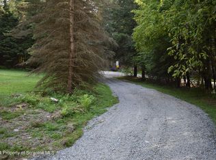 560 Lower Podunk Rd, New Milford, PA 18834