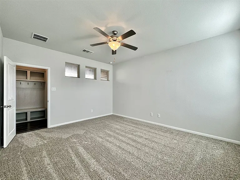 5701 Pleasanton Pkwy — Photo 19