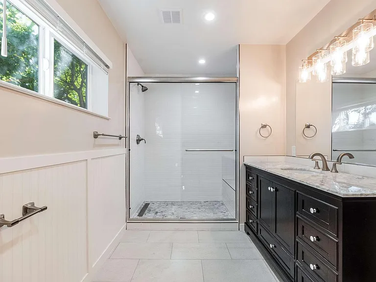 1045 Allegheny Dr — Photo 23