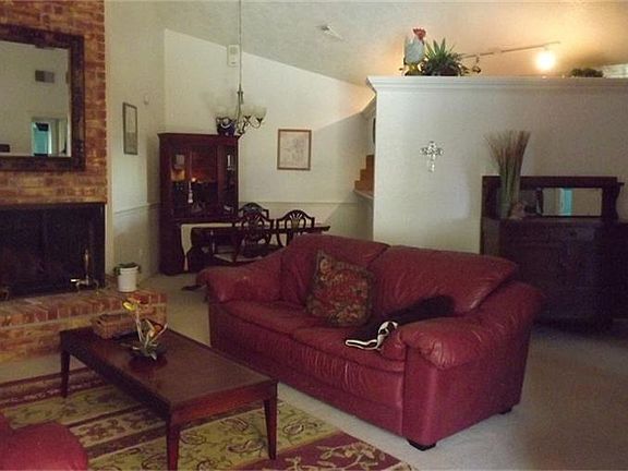 5th image of 3841 Redbud Dr