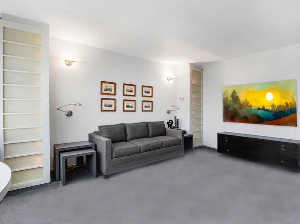 455 East 86th Street image 3 of 11