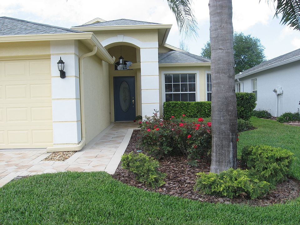 1st image of 18439 Fairway Green Dr