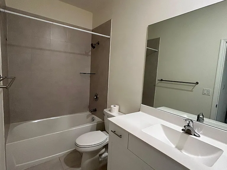 3229 W 106th Ter — Photo 19