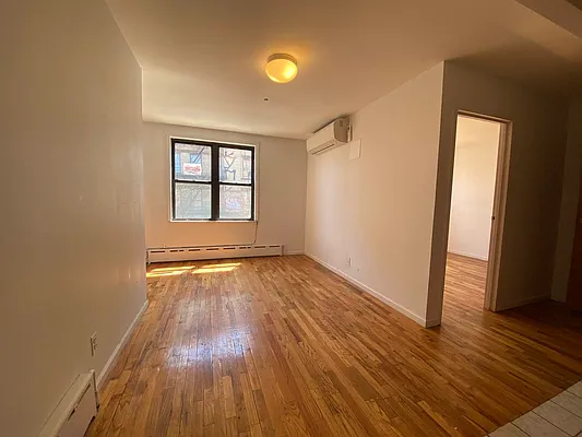 Rented by EXR | media 1