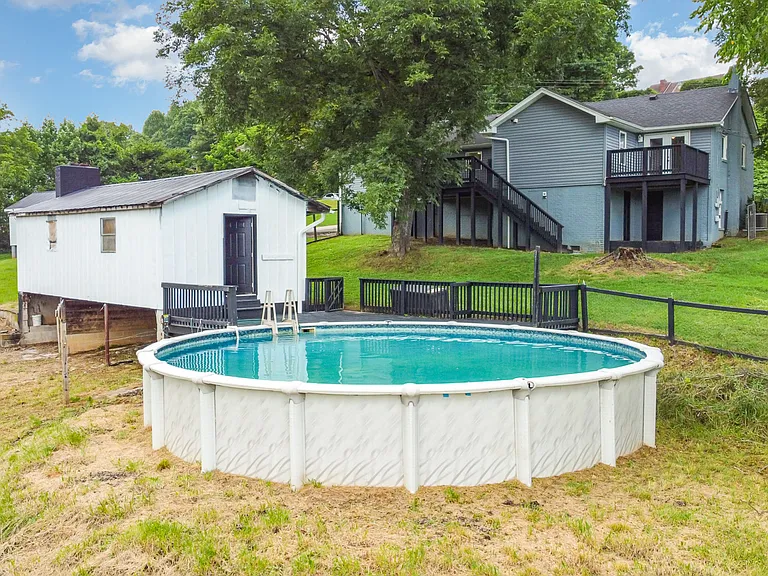 1164 Bradford Mountain Rd — Photo 26