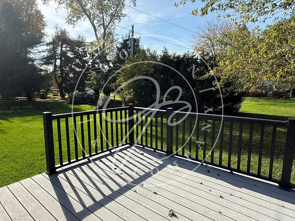 4 bed, 2.5 bath, 2100 sqft, $2,675 — Photo 4