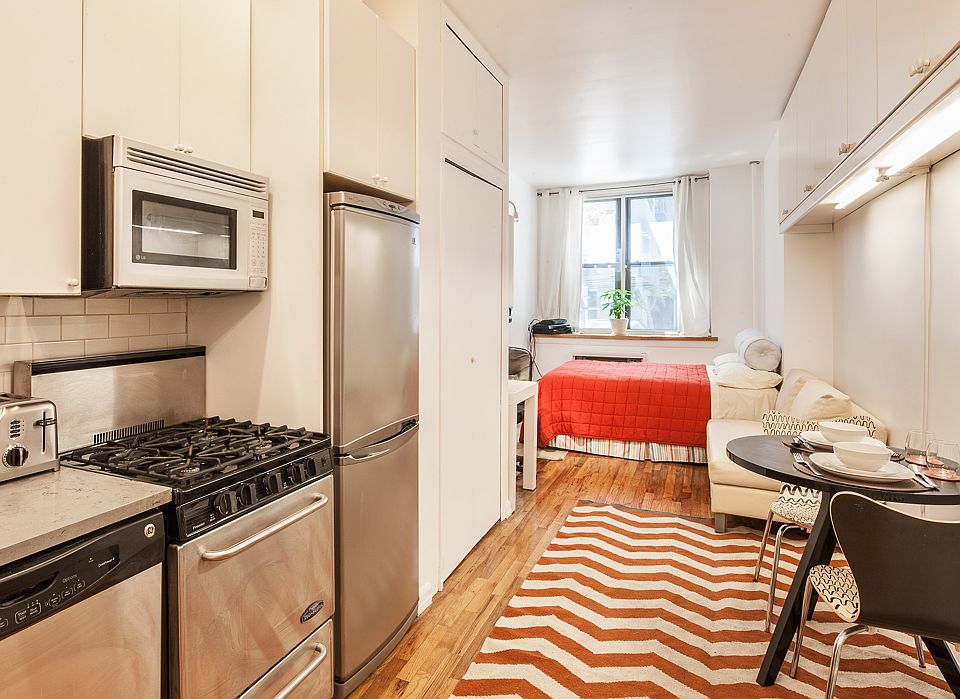 1st image of 237 E 88th St APT 103