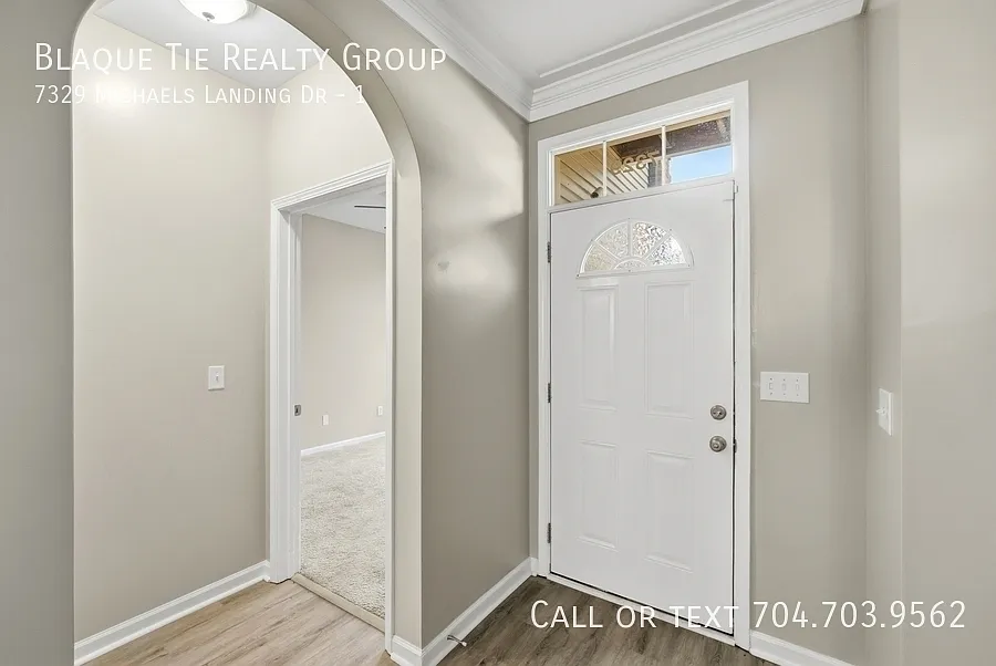 2 bed, $1,895 — Photo 3