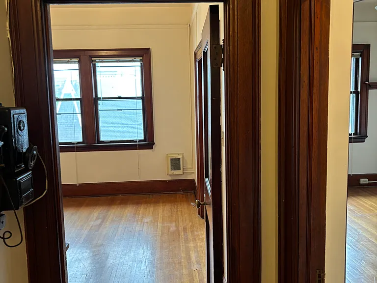 909 SW 12th Ave — Photo 33