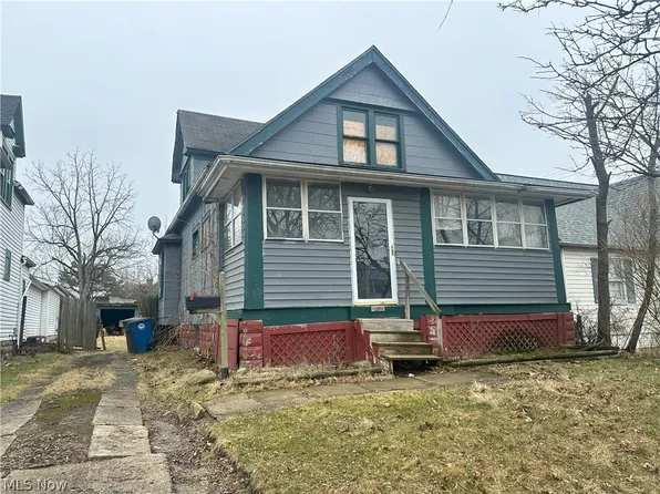 12406 Holborn Ave, Cleveland, OH 44105