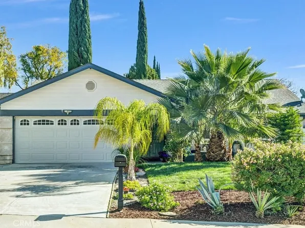 30308 Jasmine Valley Dr, Santa Clarita, CA 91387