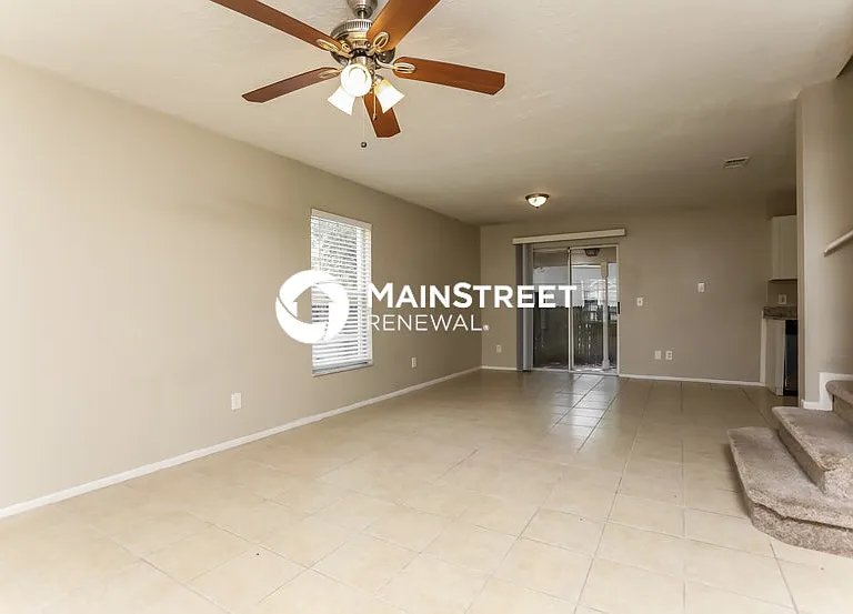 1631 Callie Ct — Photo 5