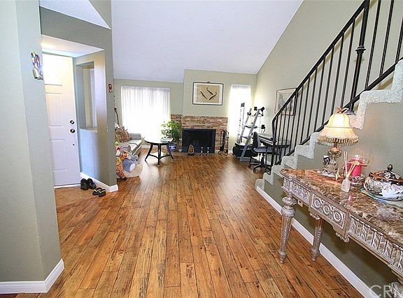 4th image of 637 Alder Ln