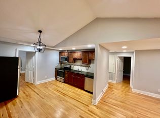 8 Campfield Rd, Fairfield, CT 06825
