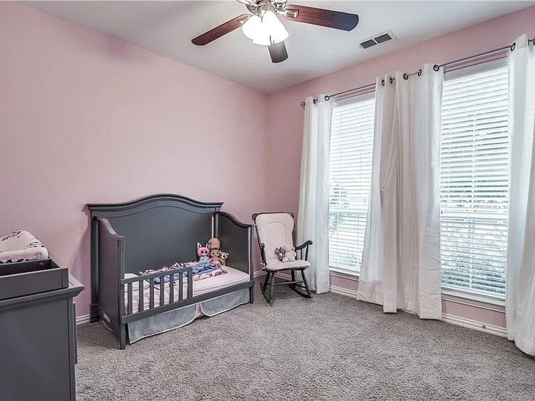 1506 N Greenville Ave — Photo 21
