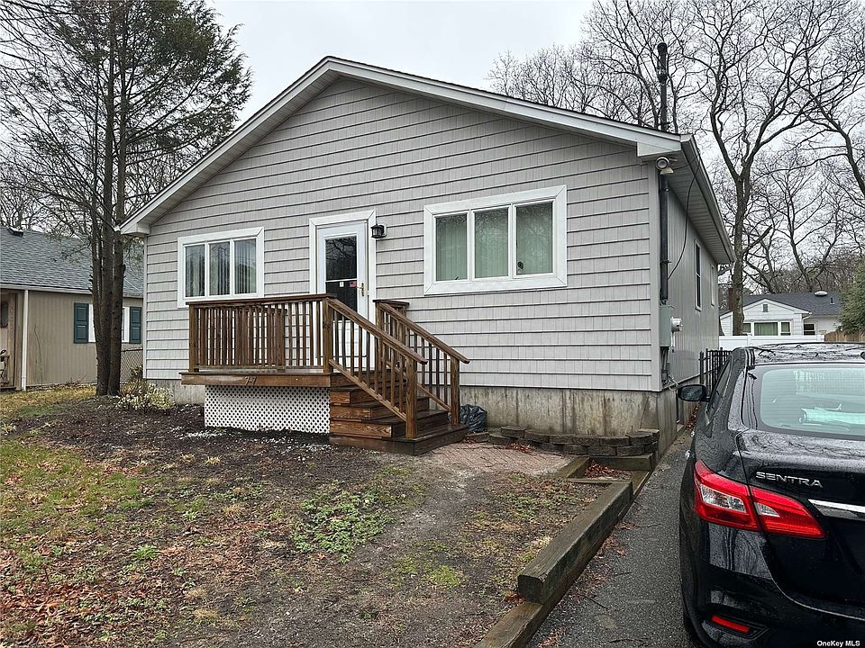 77 Panamoka Trl, Ridge, NY 11961 MLS 3468547 Zillow