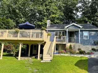 20 Glendale Rd, Greenwood Lake, NY 10925