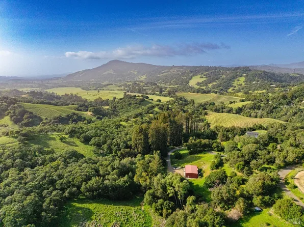 3803 Matanzas Creek Lane, Santa Rosa, CA 95404