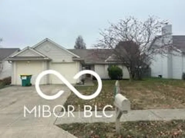 736 Hawthorne Ln, Brownsburg, IN 46112