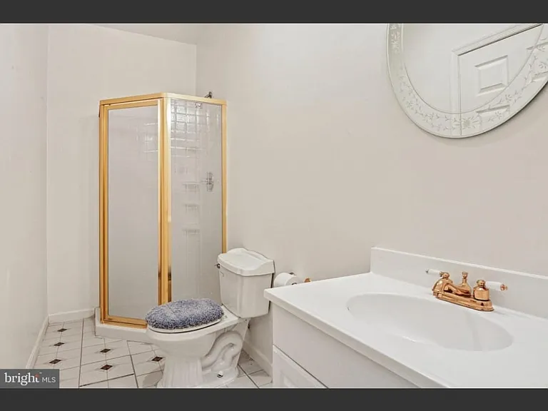 131 Claude Ct SE — Photo 4