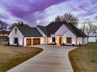 1126 The Shores Dr, Corsicana, TX 75109