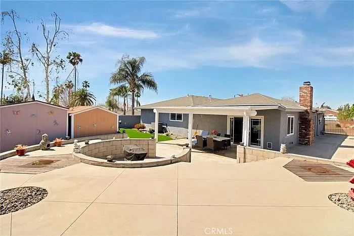 6961 Cambridge Ave — Photo 7