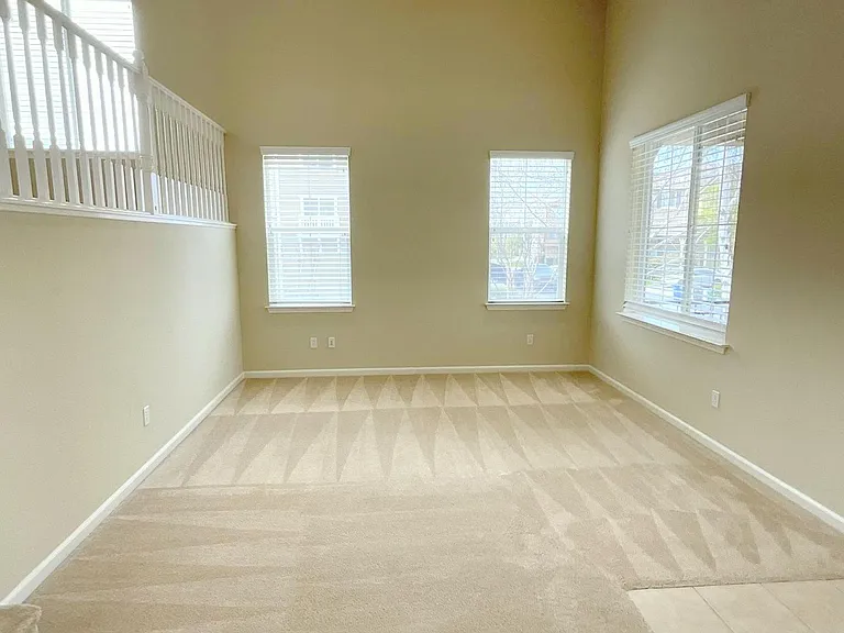 6319 Byron Ln — Photo 4
