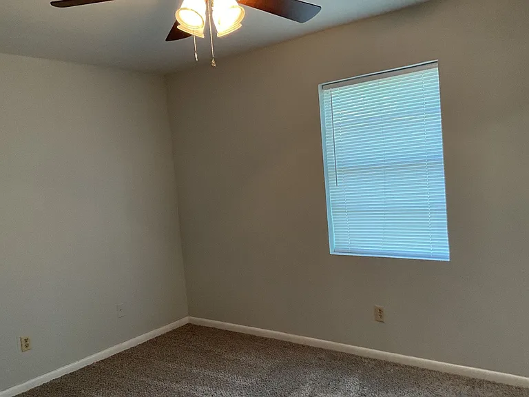 2 Ouida Cir — Photo 7