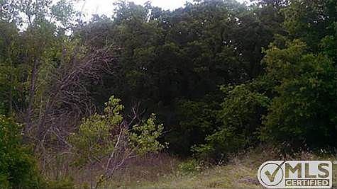 2nd image of 360 Luke Rd