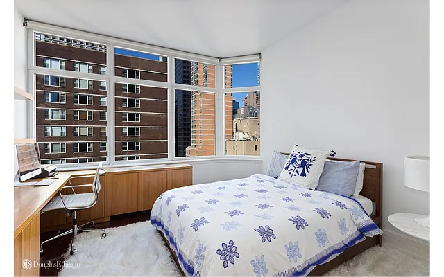 Rented by Douglas Elliman | media 24