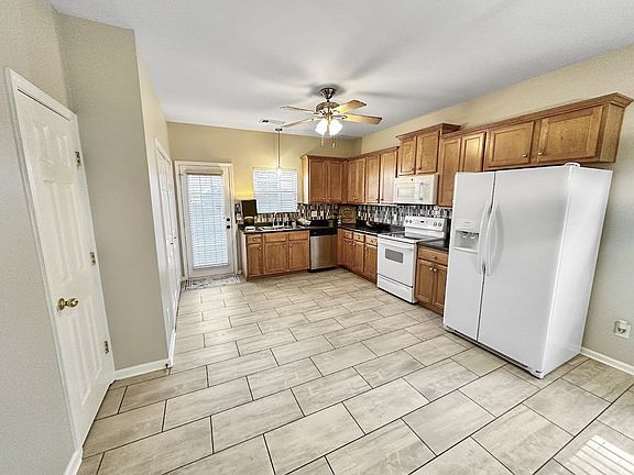 5th image of 1101 Downs Blvd APT 98