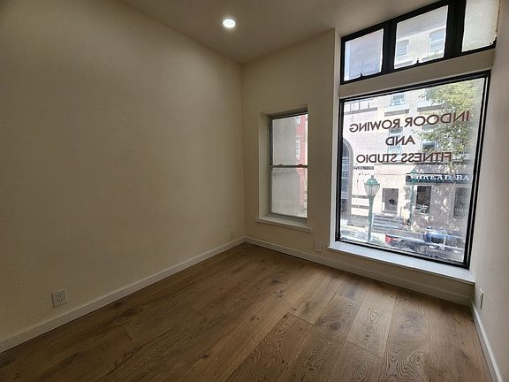 5th image of 2006 Chestnut St #2A