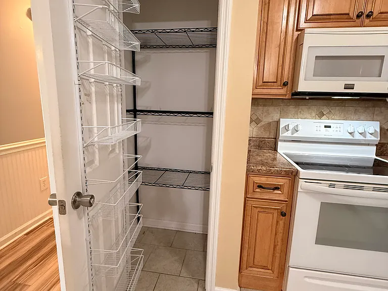 4534 Greystone Dr — Photo 10