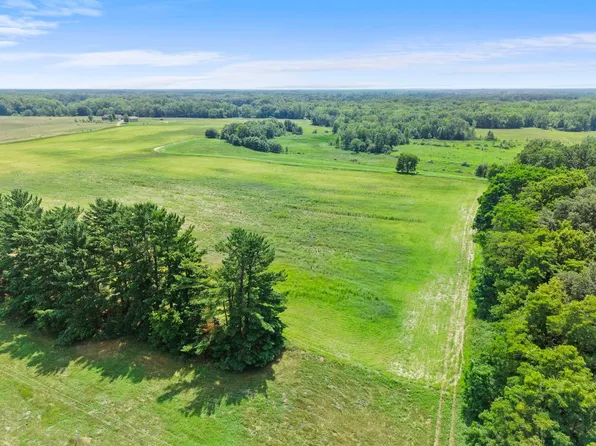 4 321st Ave NW, Princeton, MN 55371