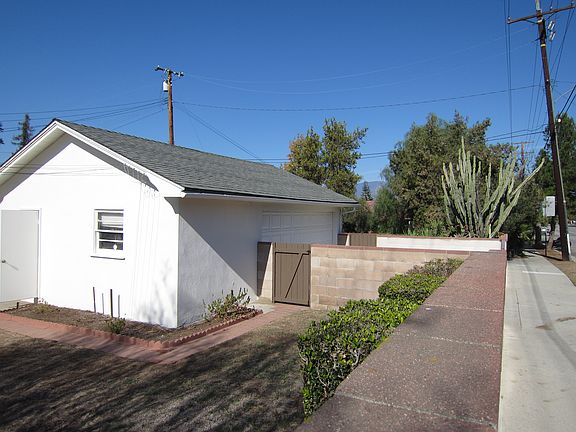 3rd image of 1345 E Michelle St