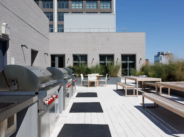 180 Front Street image 20 of 38