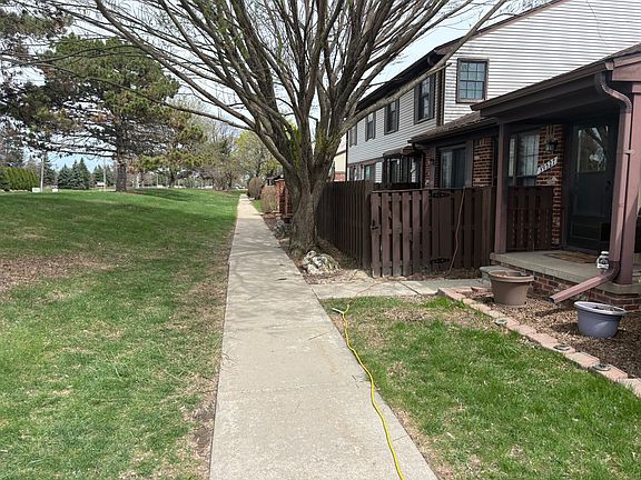 4th image of 39525 Heatherheath Dr #3