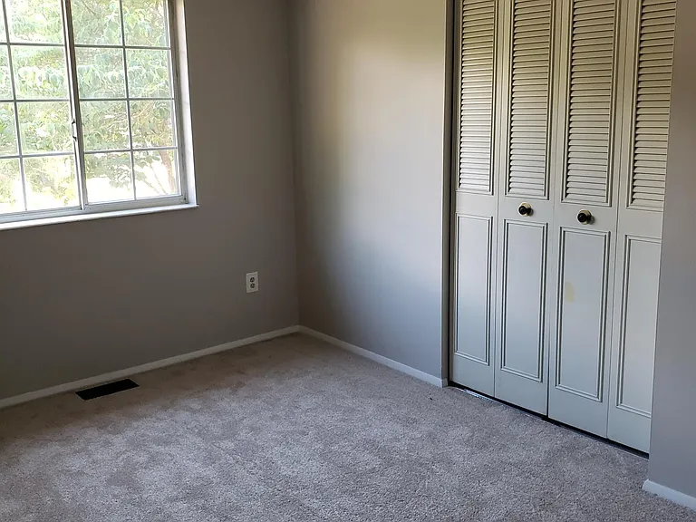 9406 Emmett Ct — Photo 12