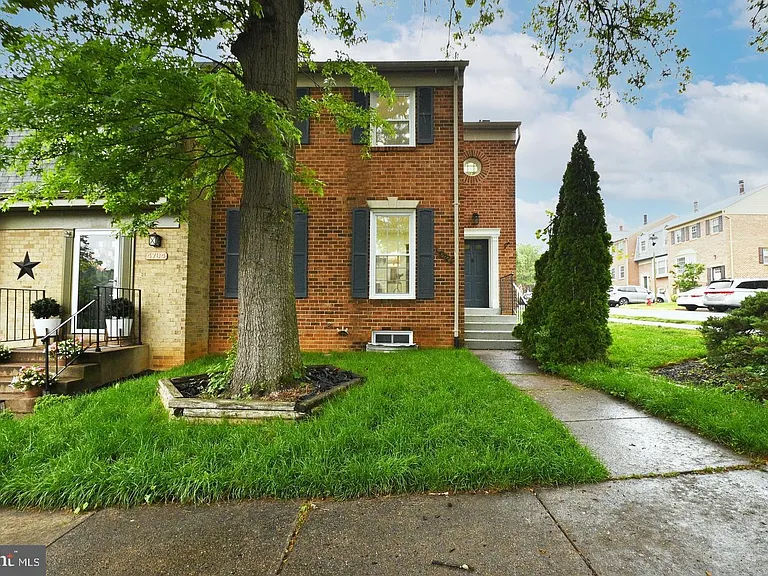 4702 Forestdale Dr — Photo 1
