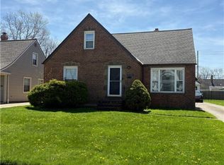 4218 Eastway Rd, South Euclid, OH 44121