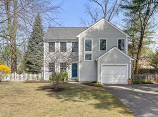 26 Buena Vista Rd, Wellesley, MA 02482