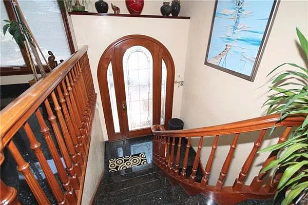 Sold by Bergen Basin Real Estate | media 8