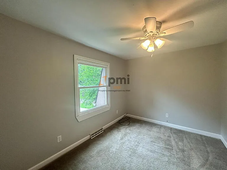 2353-2355 Hickory St #2353 HICKORY ST — Photo 8