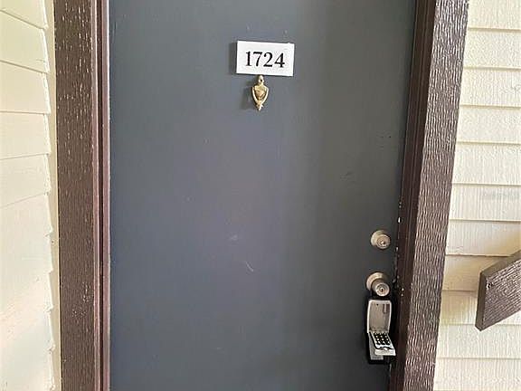 4th image of 4633 Cason Cove Dr APT 1724