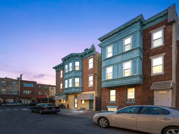 820 S Darien St Floor 2, Philadelphia, PA 19147